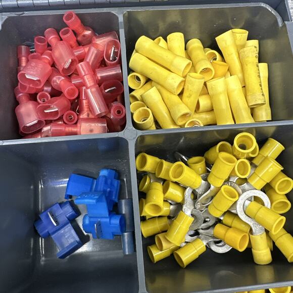 Large assorted terminal set crap style. Quick disconnect. {I} - Picture 6 of 16